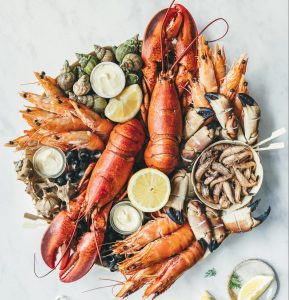 Plateaux de fruits de mer_4 personnes_homard Le Queen Mary