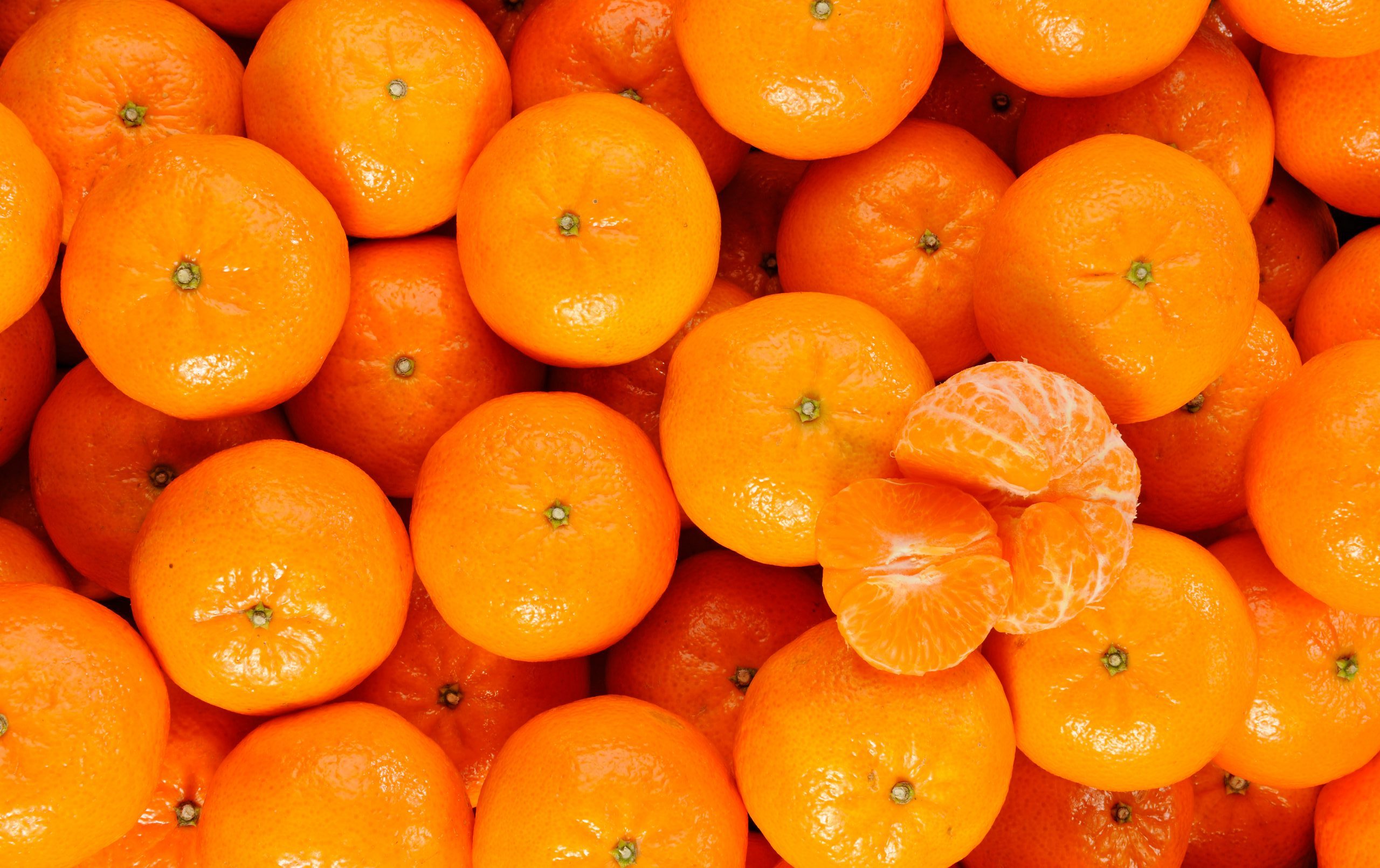 mandarine orri. fresh.
