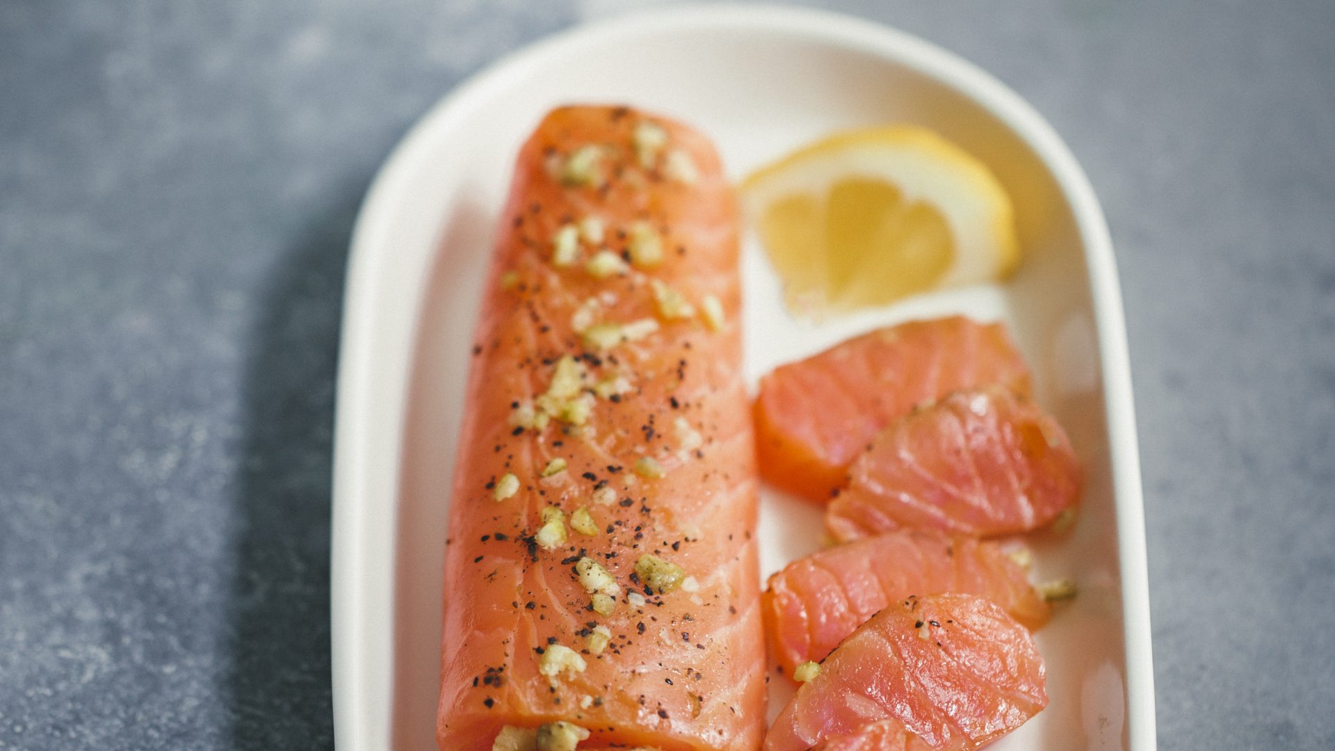 cœur de saumon fumé au citron et basilic - fresh.