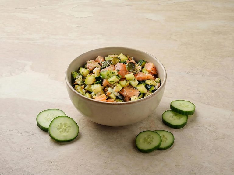 Emincés de saumon fumé aromatisés à l aneth