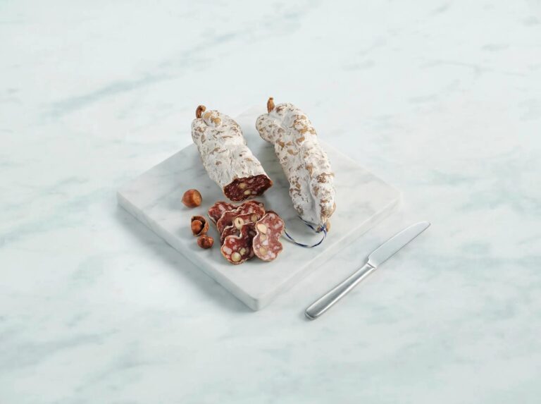 Saucisson sec apéro aux noisettes